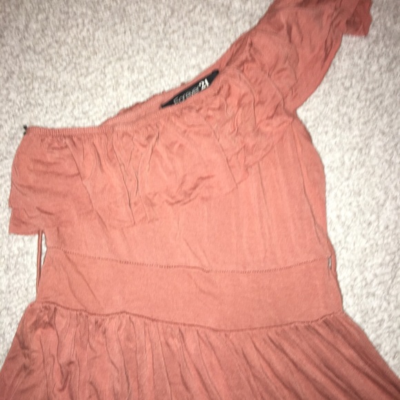 Tan/Peach Forever 21 Off The Shoulder Dress - Picture 4 of 7